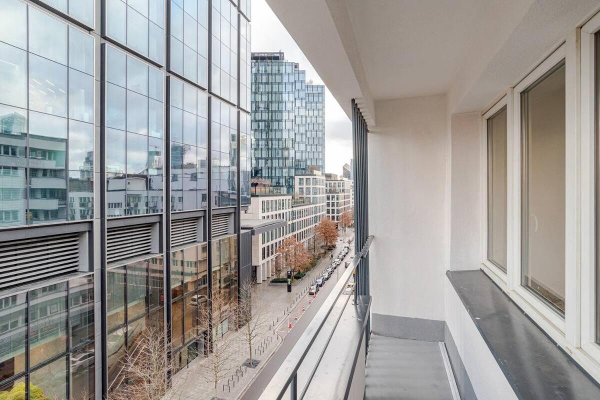 Central Warsaw Gem Екстер'єр фото
